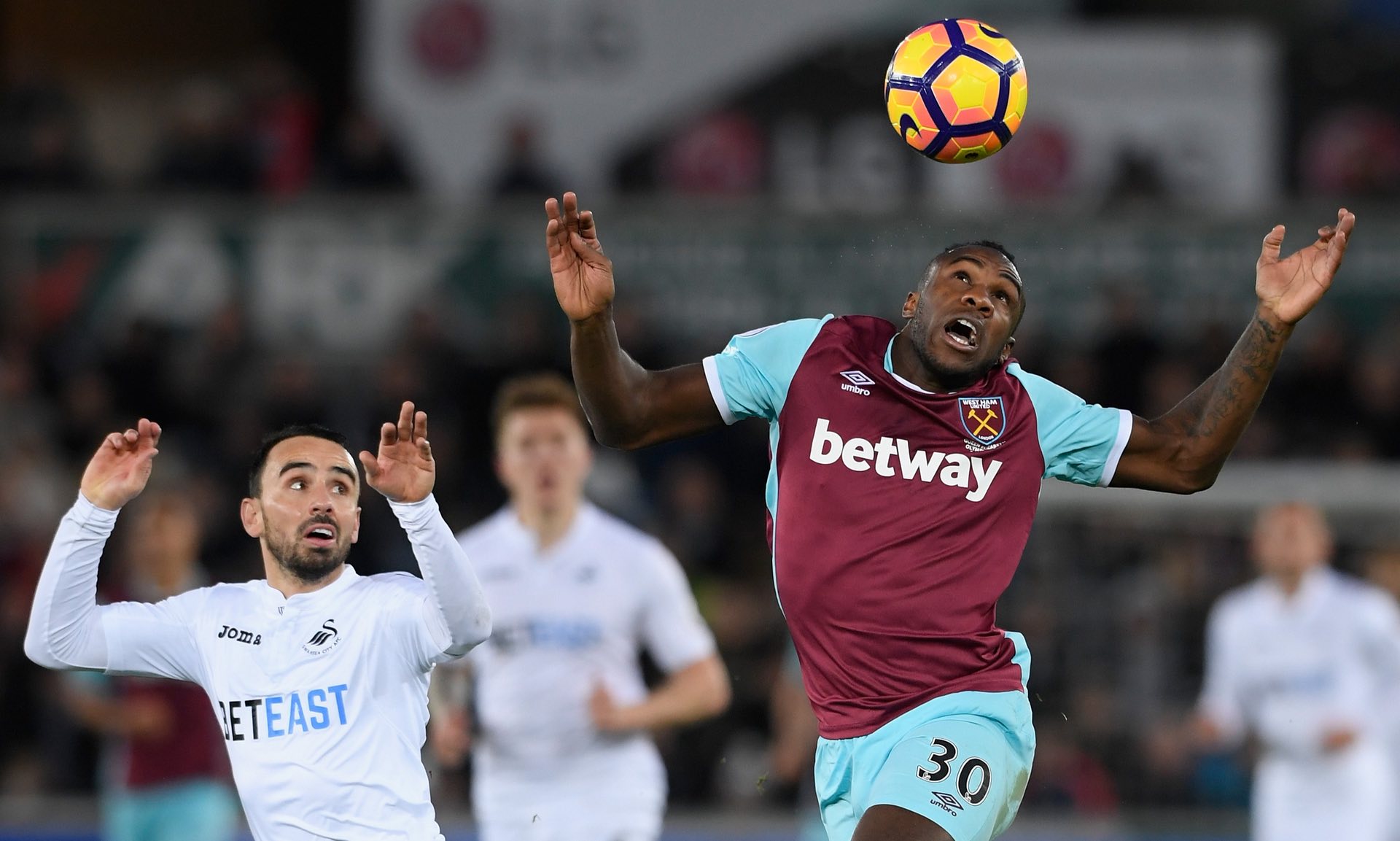 不仅折射出 不仅折射出